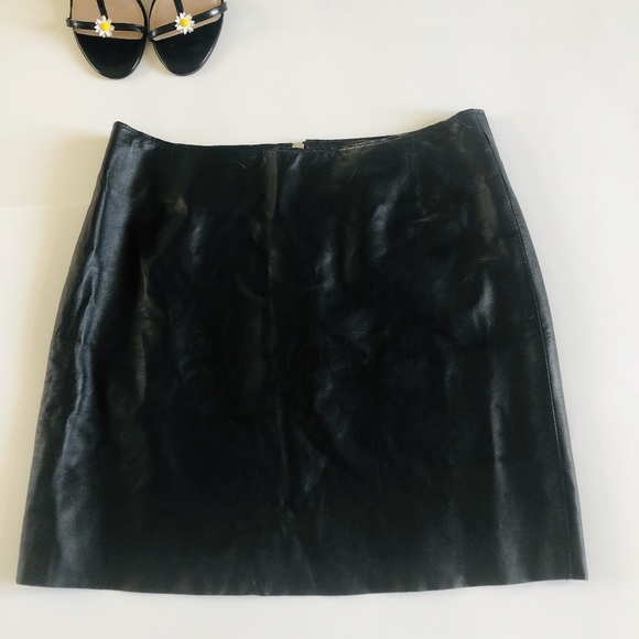 Roots 100% Leather skirt - Picture 2 of 6